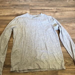 Men’s banana republic long sleeve shirt size small color is tan